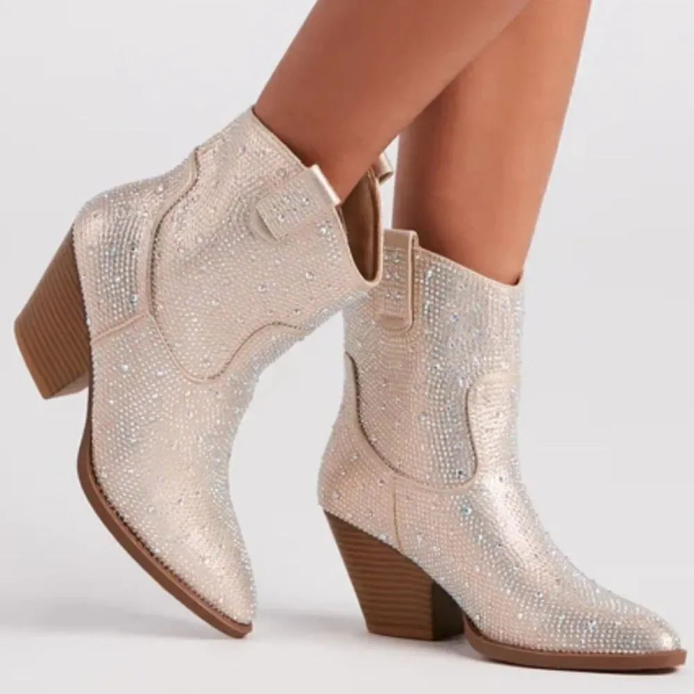 BRAND NEW FOREVER GLITZY RHINESTONE WESTERN BOOTIES